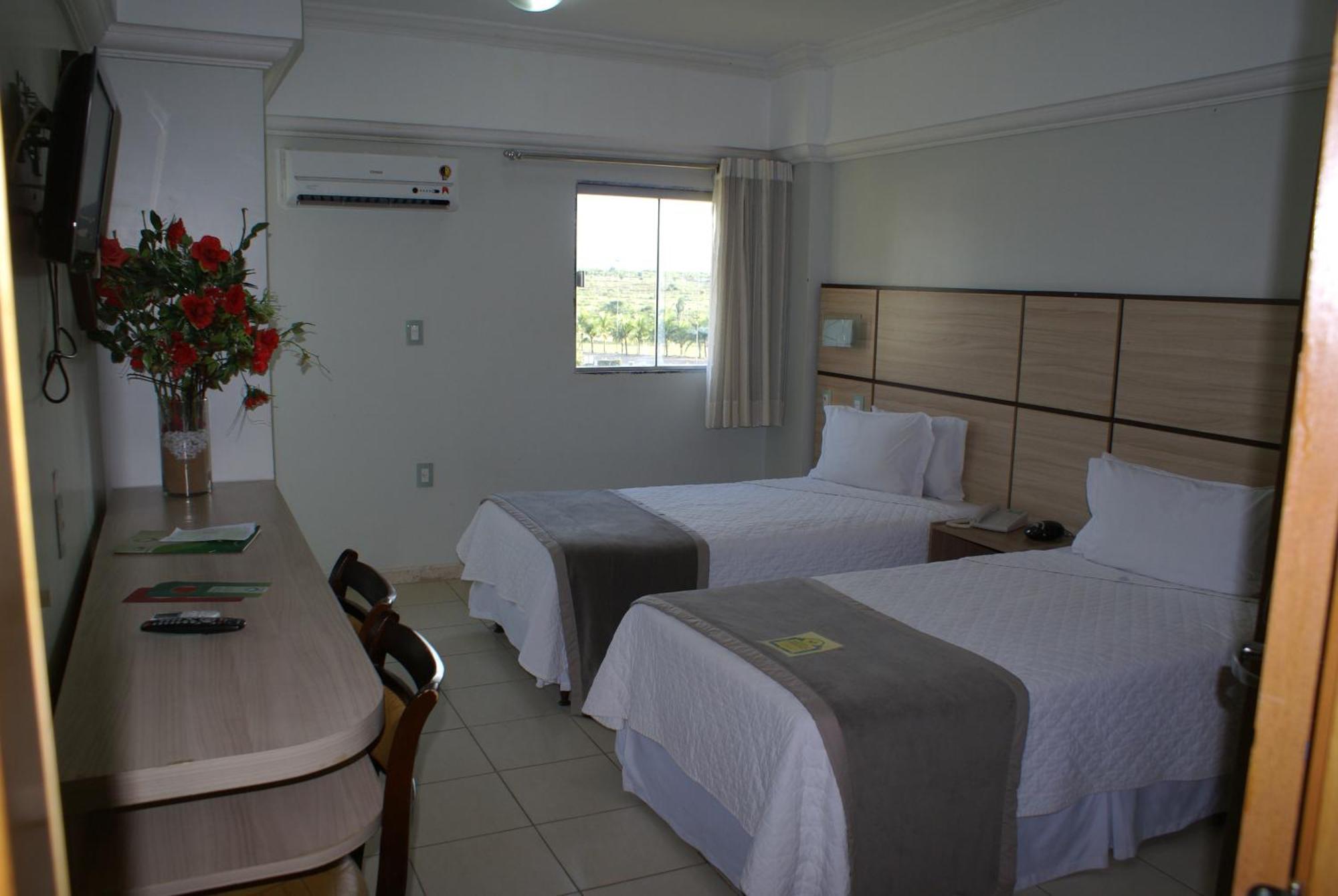 Verdes Vales Lazer Hotel Juazeiro do Norte Bagian luar foto